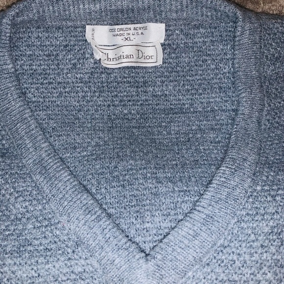 Mens XL ( fits large) Blue Sweater - Picture 2 of 3
